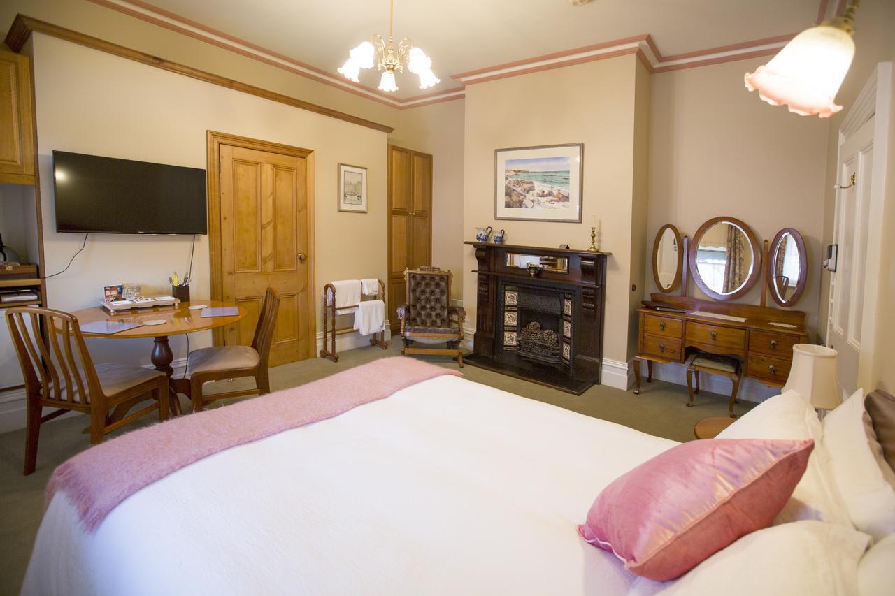 론서스턴 Turret House B&B 외부 사진